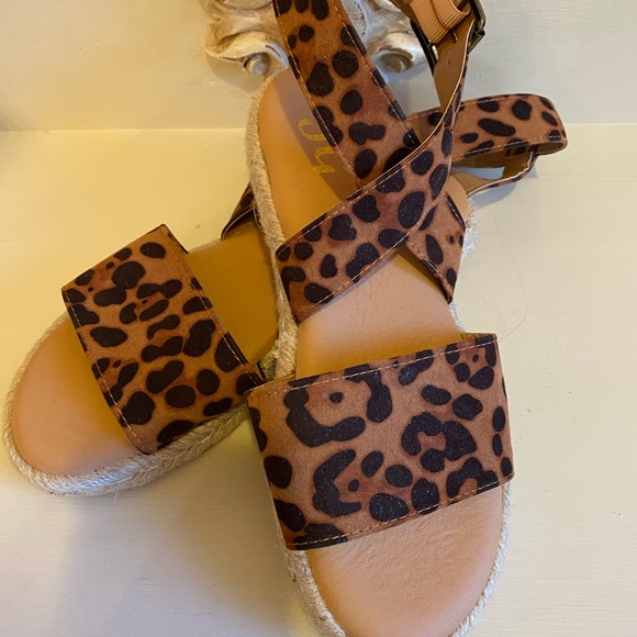 J G Shoes - J G Animal Print Platform Sandals